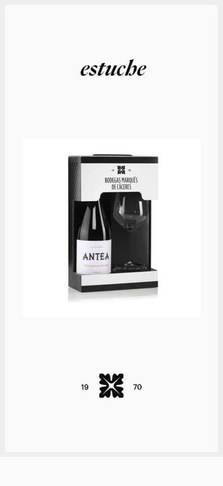 Marqués de Cáceres Antea, estuche de una botella y una copa