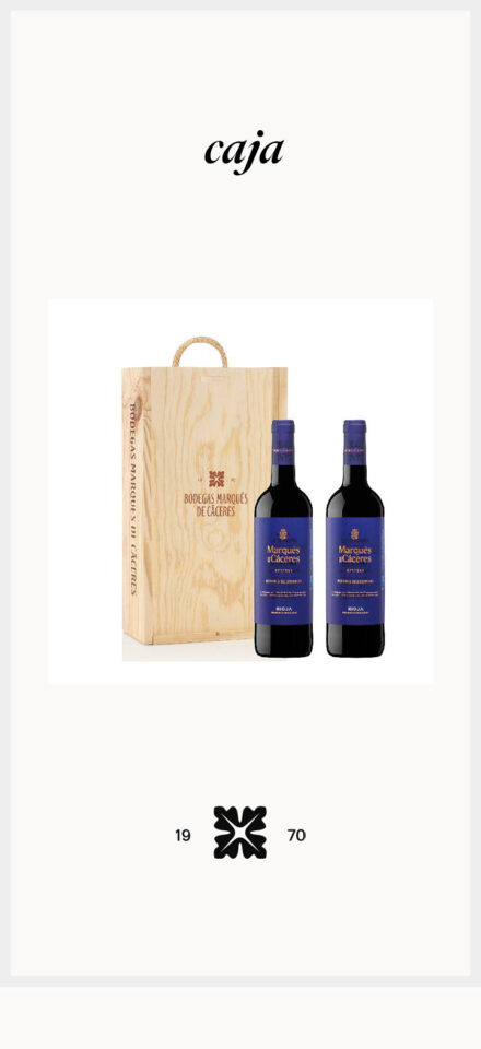 Marqués de Cáceres Reserva, dos botellas y caja de madera